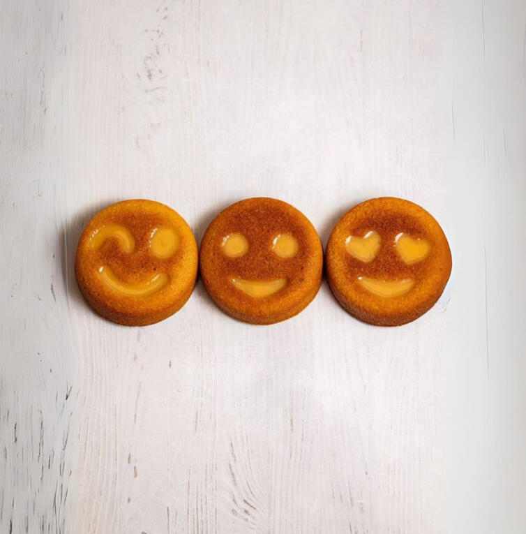 Financier caramel smiley